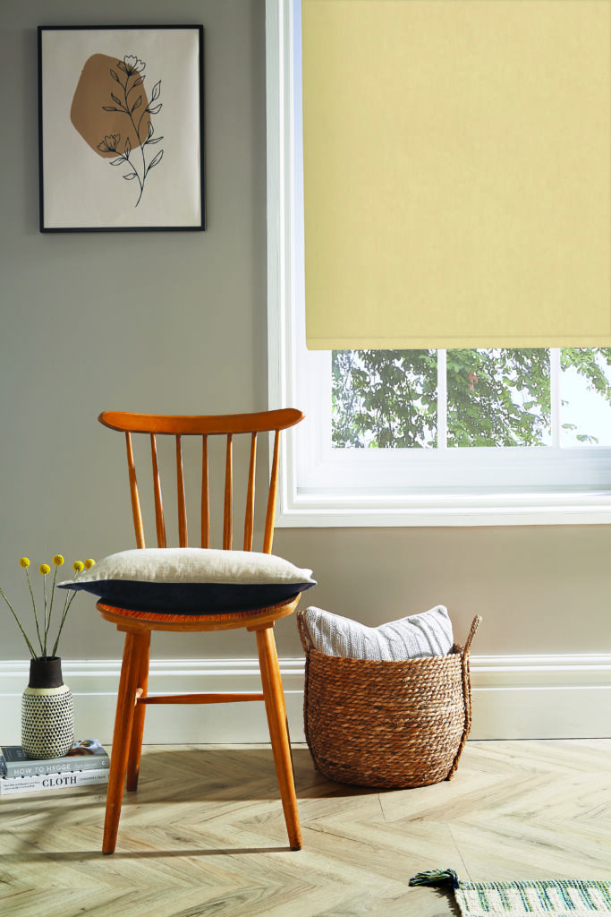 Roller Windsor Rich Cream Land
